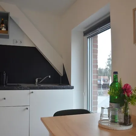 Studio Apartment 1- Komfort & Guenstig *