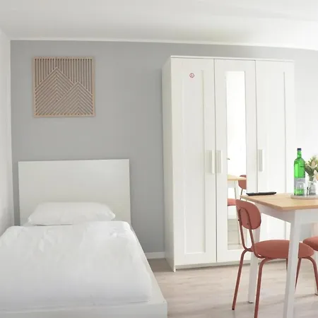 Studio Apartment 1- Komfort & Guenstig * Berlin