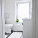 1- Komfort & Guenstig *